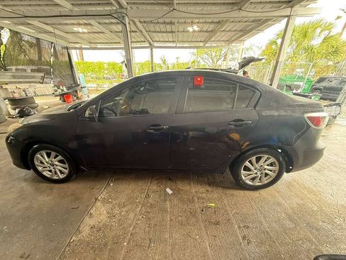 Used 2013 MAZDA MAZDA3 i Grand Touring FWD image 6