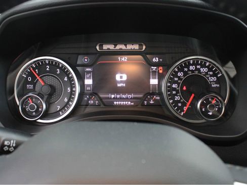 Certified 2022 RAM 1500 Laramie AWD/4WD image 16