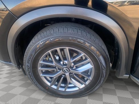 Used 2024 Nissan Rogue S image 21