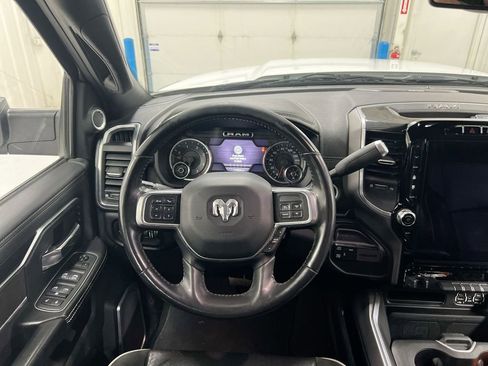 Used 2022 RAM 2500 Laramie AWD/4WD image 11