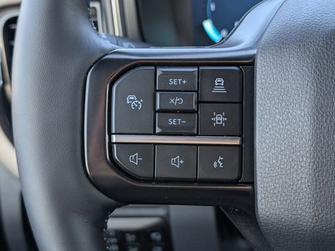 New 2026 Ford F250 Platinum w/ FX4 Off-Road Package image 13