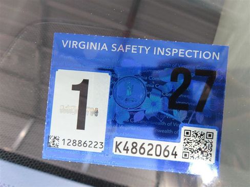 Used 2022 Toyota Camry SE w/ Audio Upgrade Package image 35