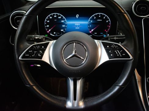 Used 2023 Mercedes-Benz GLC 300 4MATIC image 12