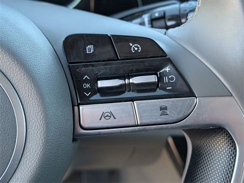 Used 2022 Hyundai Elantra SEL w/ Convenience Package image 24