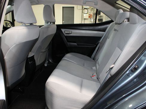 Used 2015 Toyota Corolla LE FWD image 23