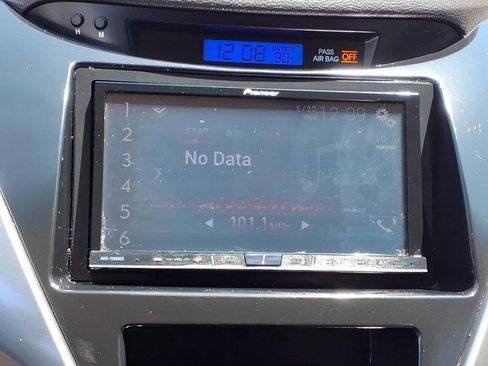 Used 2012 Hyundai Elantra GLS FWD image 17
