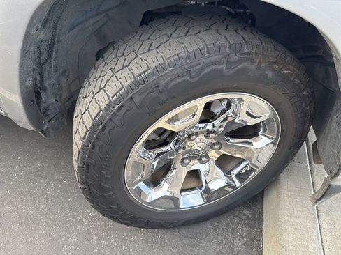 Used 2019 RAM 1500 Laramie AWD/4WD image 41