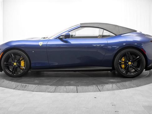 Used 2025 Ferrari Roma Spider RWD image 14