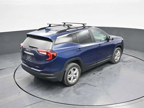 Used 2022 GMC Terrain SLE w/ Driver Convenience Package image 30