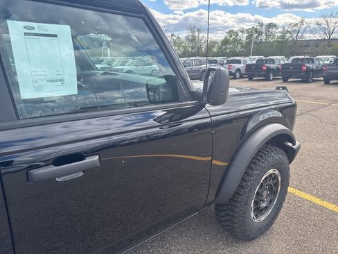 New 2026 Ford Bronco 4-Door AWD/4WD image 12