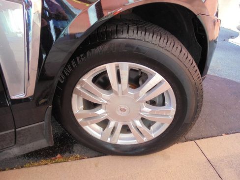 Used 2013 Cadillac SRX Luxury image 27