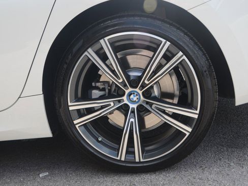 Used 2022 BMW 330e w/ Premium Package RWD image 23