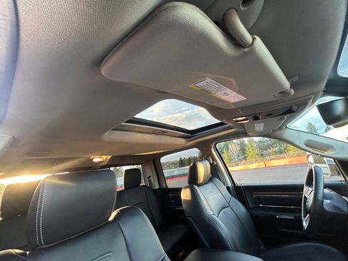 Used 2018 RAM 2500 Laramie w/ Convenience Group image 27