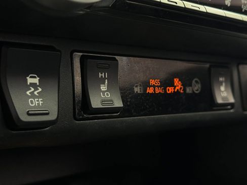 Used 2023 Toyota RAV4 XSE AWD/4WD image 33