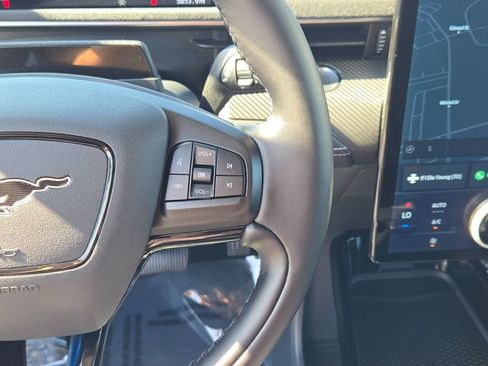 Used 2024 Ford Mustang Mach-E Select image 31