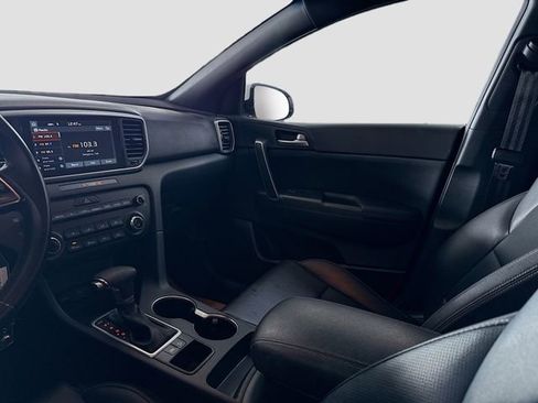 Used 2021 Kia Sportage S image 19