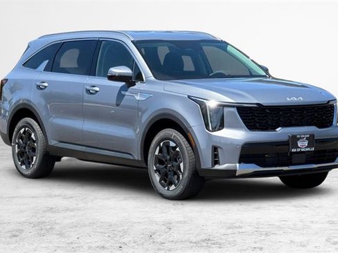 New 2025 Kia Sorento S image 2