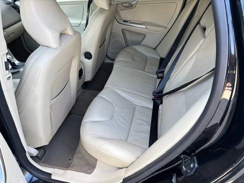 Used 2013 Volvo XC60 3.2 FWD image 11