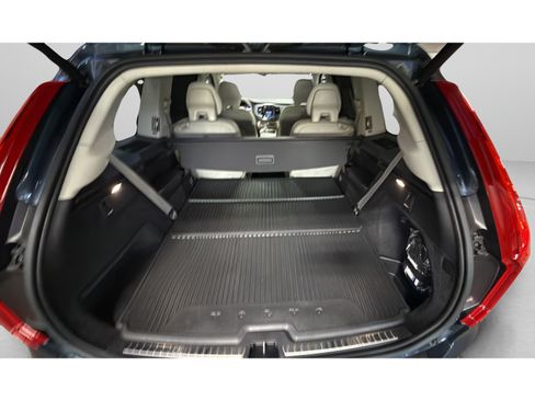 Used 2024 Volvo XC90 T8 Ultimate w/ Protection Package Premier AWD/4WD image 25