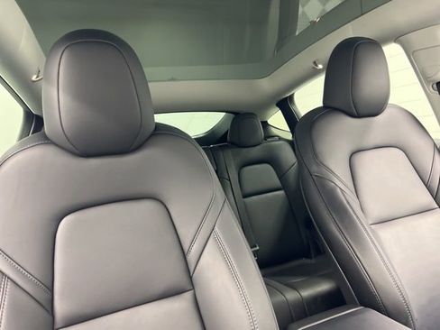 Used 2023 Tesla Model Y Long Range image 22