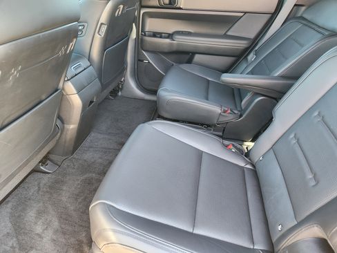 Used 2024 Hyundai Santa Fe Calligraphy image 32