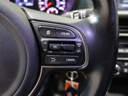 Used 2018 Kia Optima S w/ Panoramic Sunroof Package FWD image 34