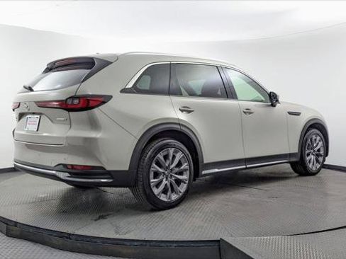 Used 2024 MAZDA CX-90 3.3 Turbo w/ Premium Package AWD/4WD image 8