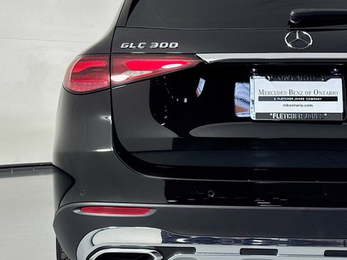 Certified 2025 Mercedes-Benz GLC 300 image 16