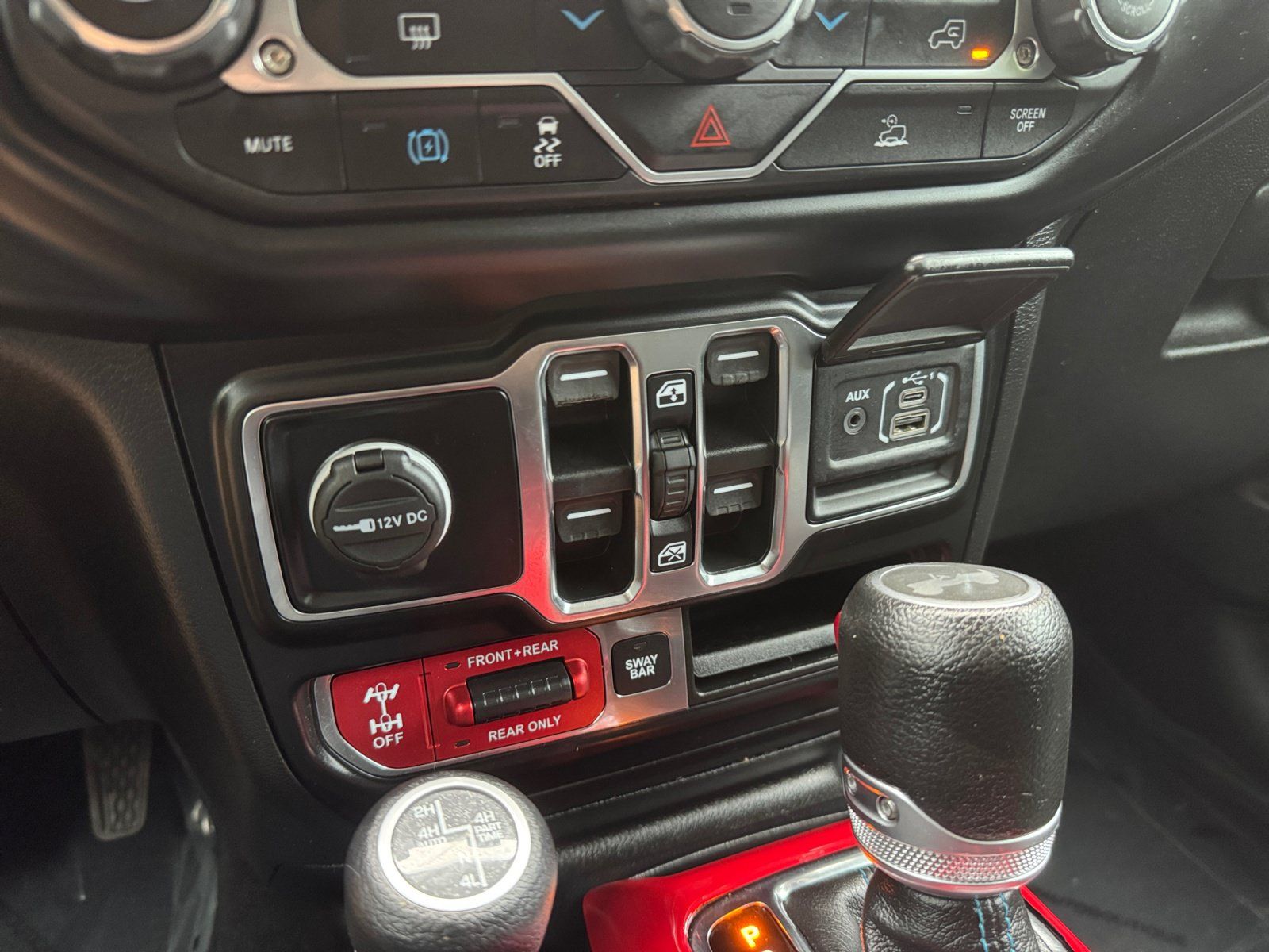 Used 2021 Jeep Wrangler Unlimited Rubicon 4xe AWD/4WD image 20