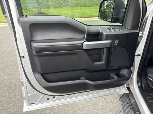 Used 2017 Ford F150 XLT w/ Equipment Group 302A Luxury RWD image 15
