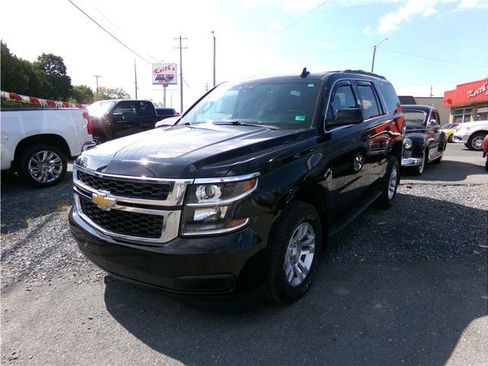Used 2019 Chevrolet Tahoe LT image 1