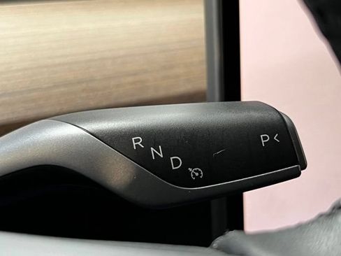 Used 2023 Tesla Model 3 Standard Range RWD image 24