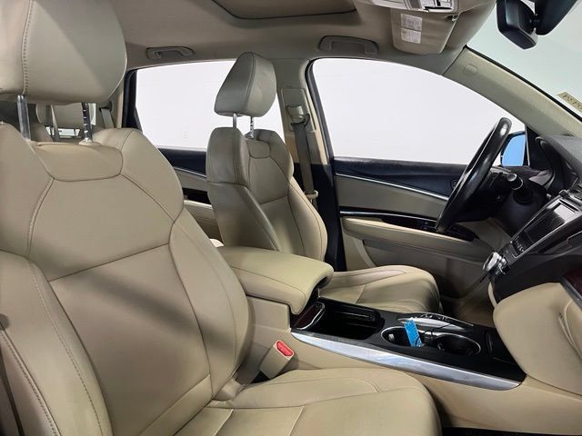 Used 2016 Acura MDX w/ Technology Package AWD/4WD image 10