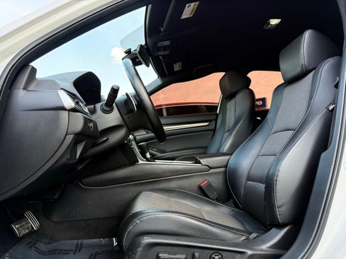 Used 2018 Honda Accord Sport image 21