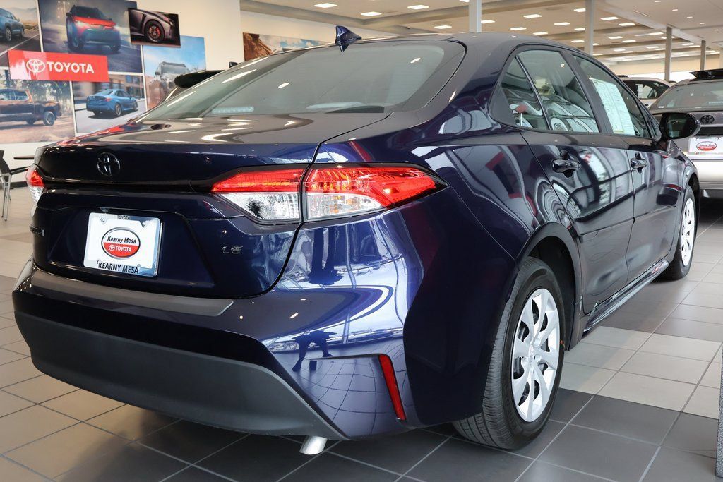 Used 2026 Toyota Corolla LE FWD image 4