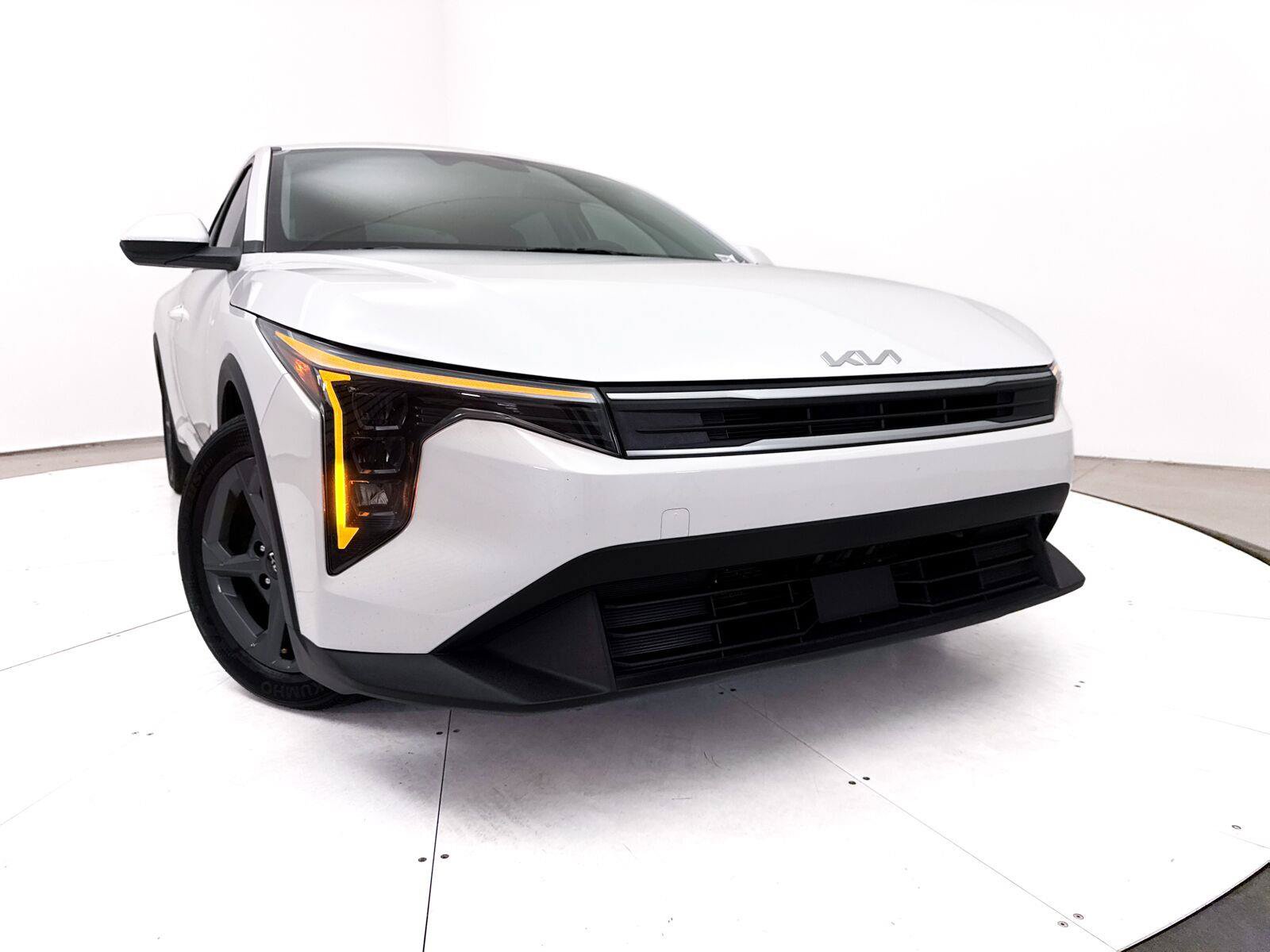 Used 2025 Kia K4 FWD image 5