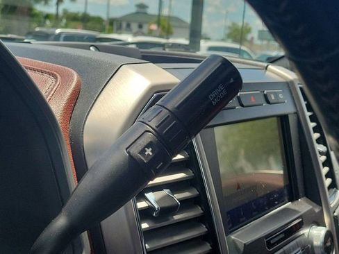 Used 2020 Ford F250 Platinum AWD/4WD image 25