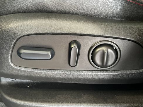 Used 2024 Chevrolet Equinox RS AWD/4WD image 33