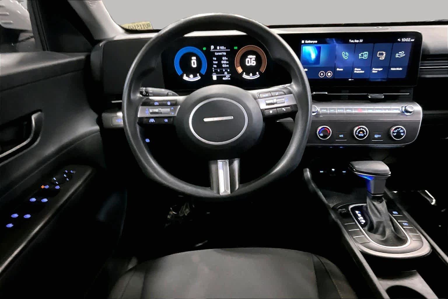 Used 2024 Hyundai Kona SE FWD image 6