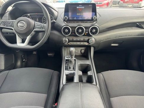 Used 2023 Nissan Sentra SV image 11