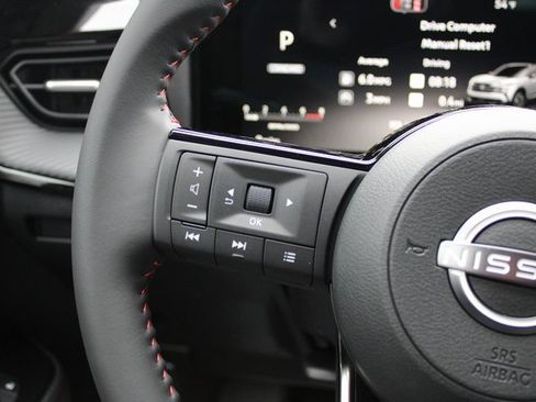 New 2026 Nissan Kicks SR w/ Cold Weather Package image 10