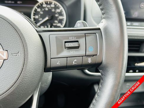 Used 2023 Nissan Rogue SV w/ SV Premium B Package image 6