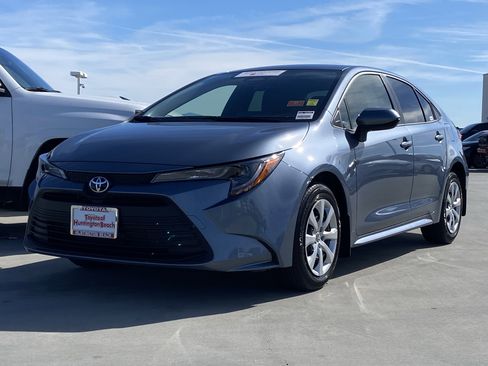 Certified 2026 Toyota Corolla LE image 6