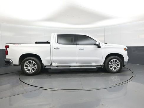 Used 2025 Chevrolet Silverado 1500 LTZ AWD/4WD image 2