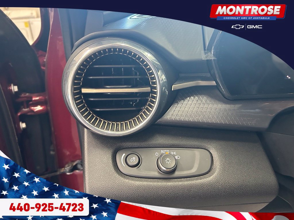 Used 2024 Chevrolet Trax ACTIV w/ Driver Confidence Package FWD image 13
