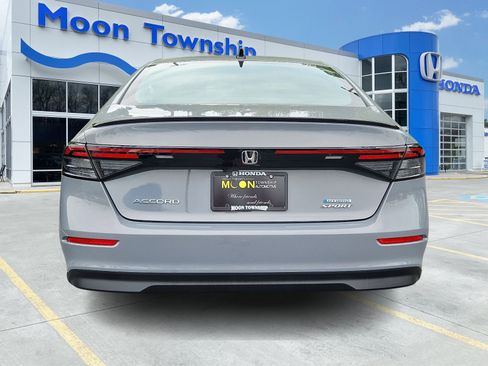 Used 2024 Honda Accord Sport image 5