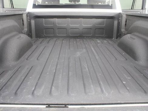 Used 2024 RAM 2500 Big Horn w/ Bed Utility Group image 17