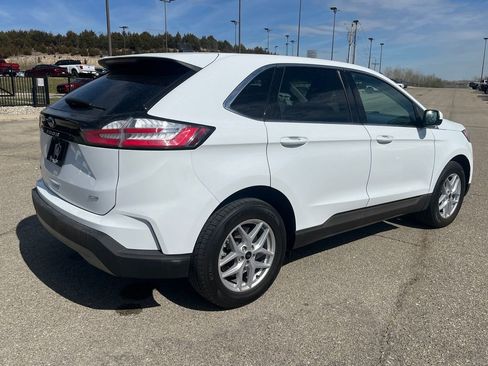 Used 2023 Ford Edge SEL AWD/4WD image 6