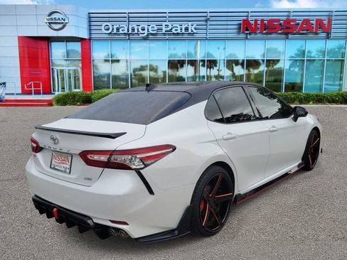 Used 2019 Toyota Camry XSE FWD image 2