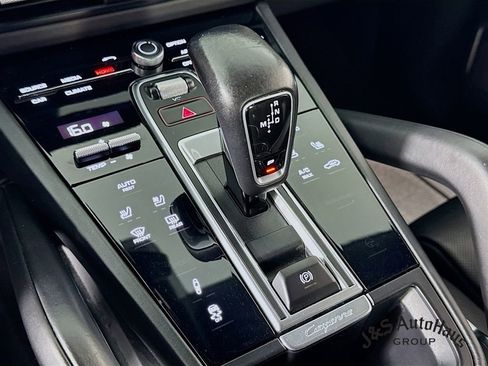 Used 2020 Porsche Cayenne Turbo w/ Assistance Package image 21